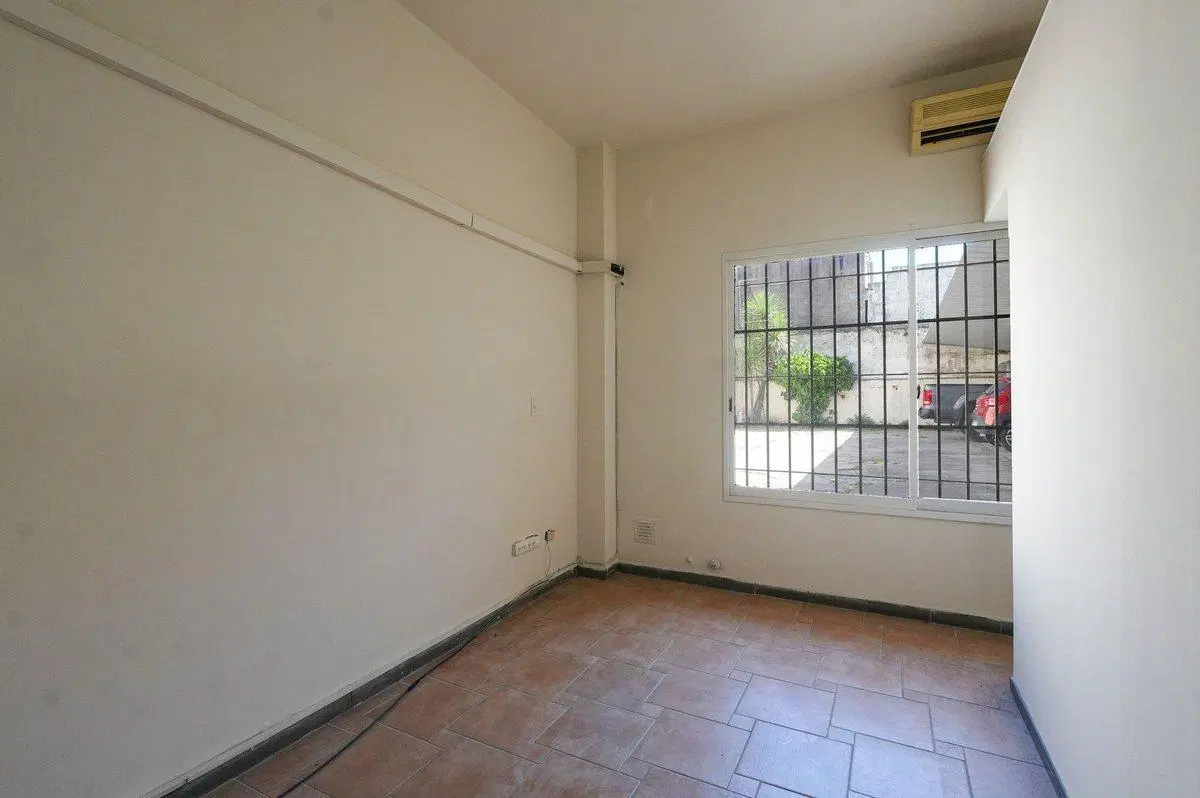Alquiler Comercial Ideal Consultorio en San Miguel 4