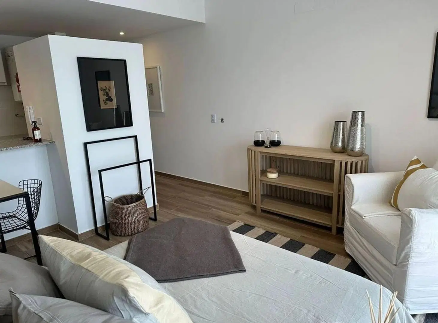 MONOAMBIENTE EN VENTA LA PLATA 2