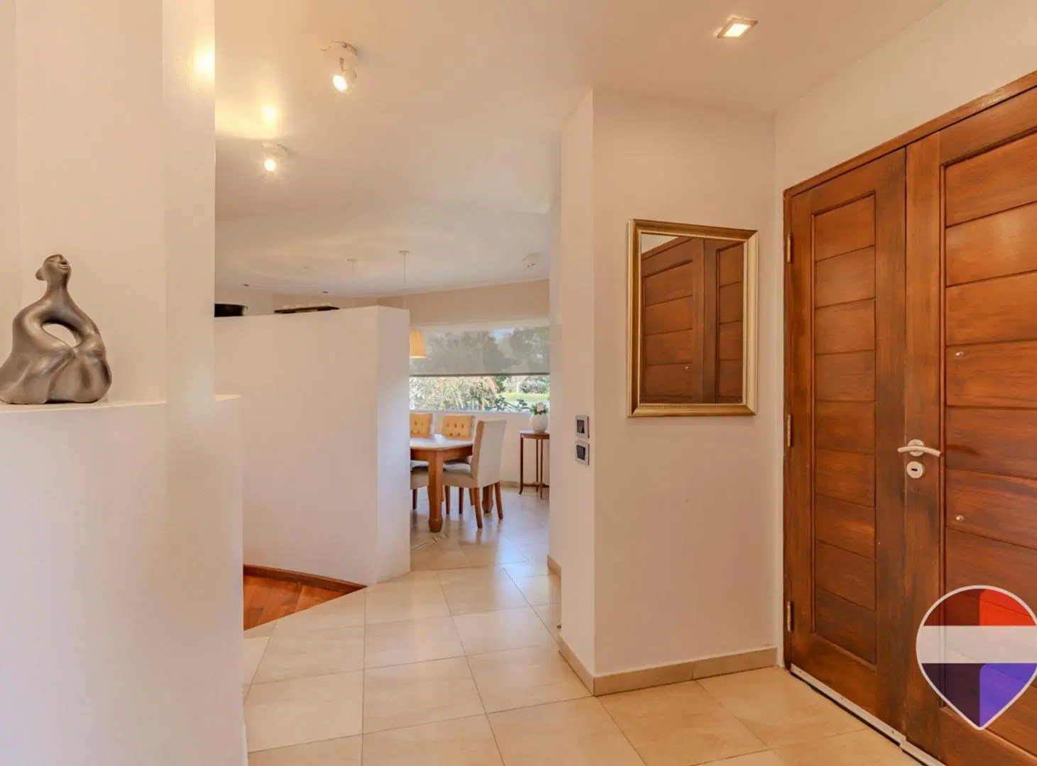 CASA EN VENTA City Bell - Los Ceibos 4