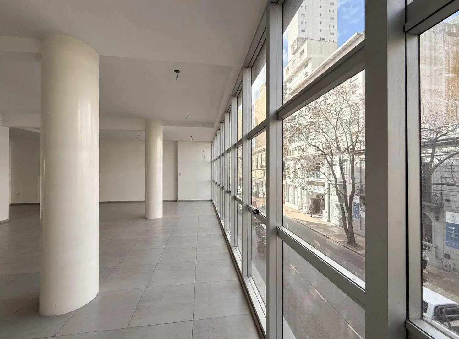 OFICINA EN VENTA EN LA PLATA 5