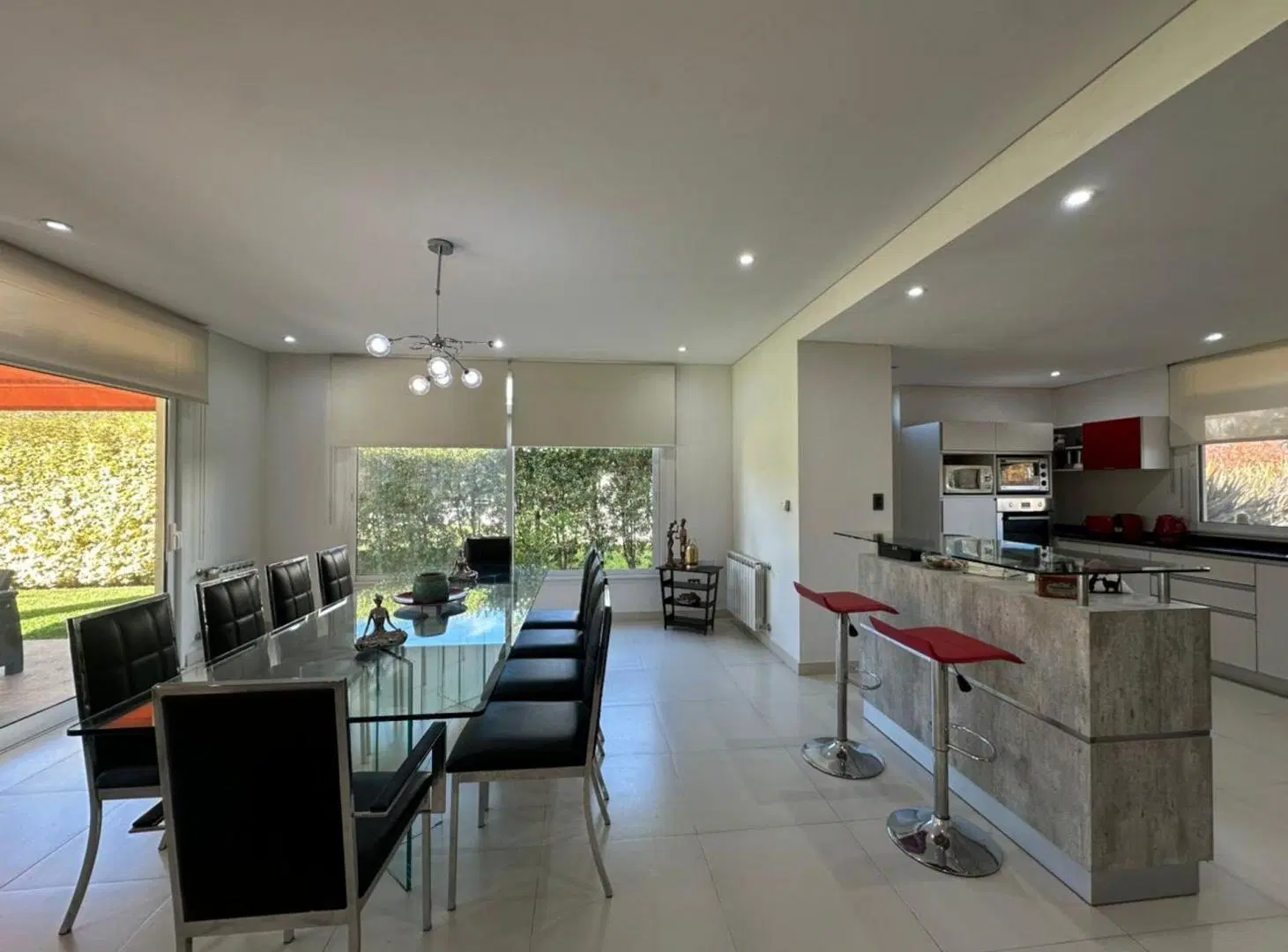 Casa en venta con 3 dormitorios en Miralagos 4