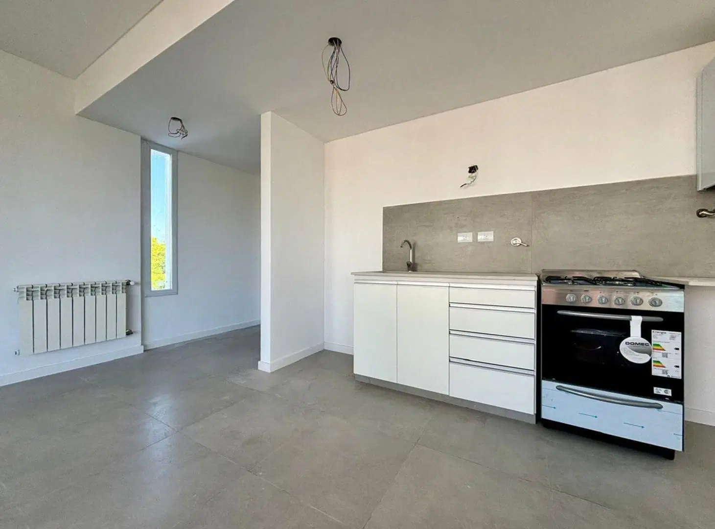 Venta departamento con balcon a estrenar La Plata 4