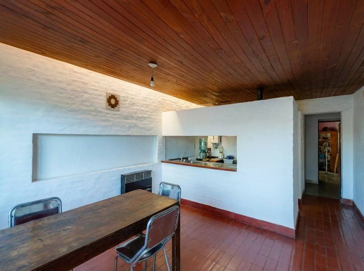 VENTA DE CASA DE 3 DORMITORIOS Y 600 MTS DE JARDIN 5