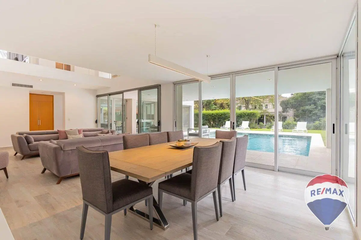 CASA EN VENTA EN ABRIL 2