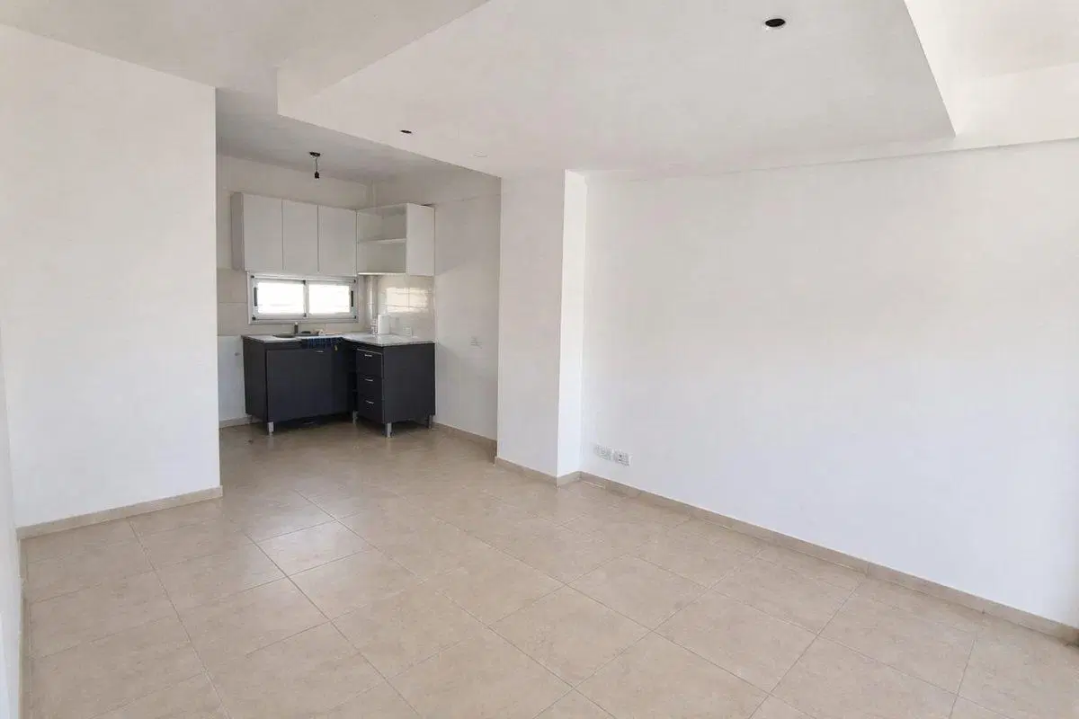 DUPLEX - PH EN VENTA EN BERAZATEGUI 3