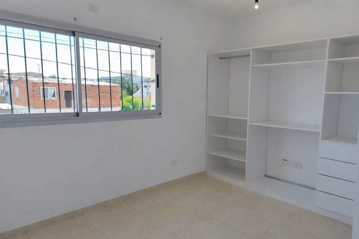 DUPLEX - PH EN VENTA EN BERAZATEGUI 5