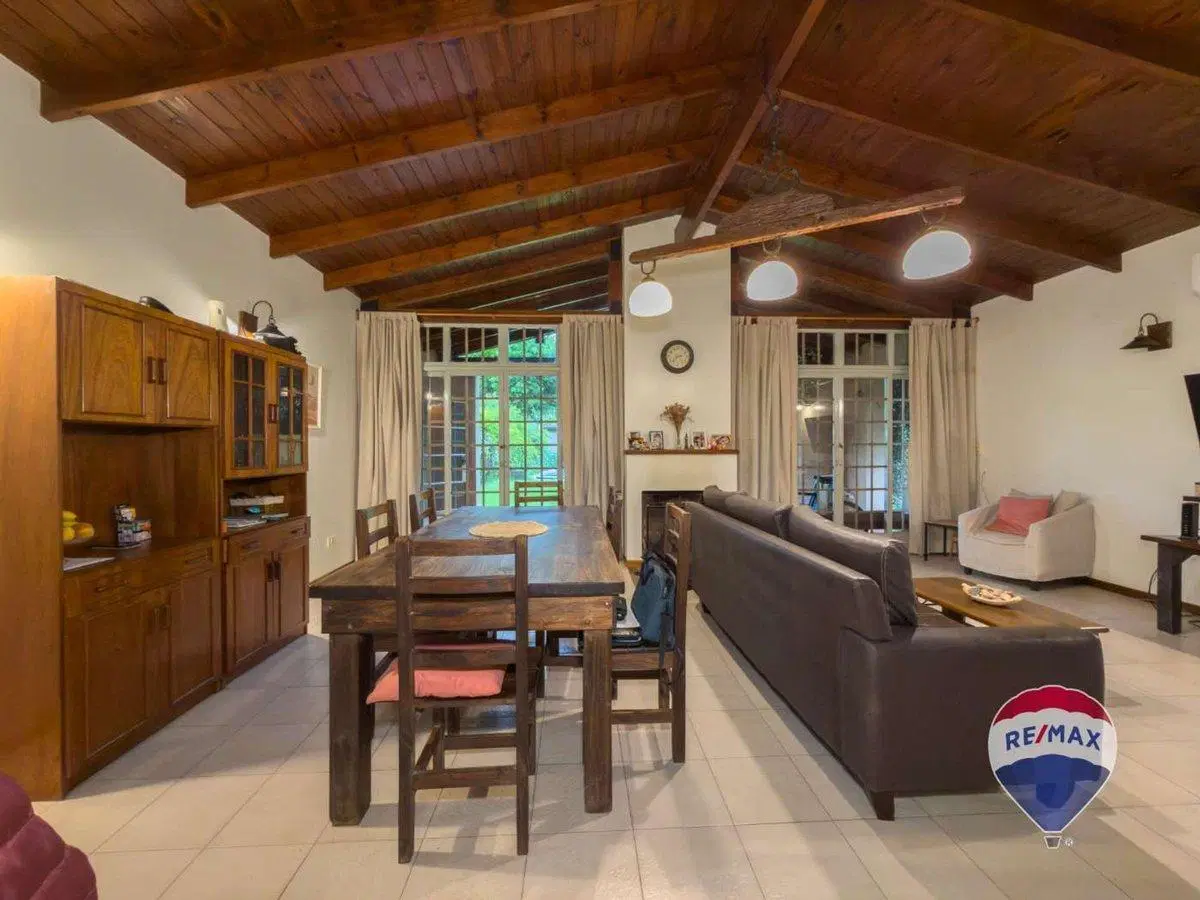 CASA EN VENTA CITY BELL 2