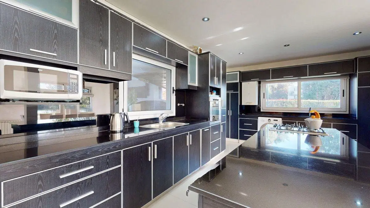 Casa en VENTA 4 dorm. en Club de Campo La Candida 3