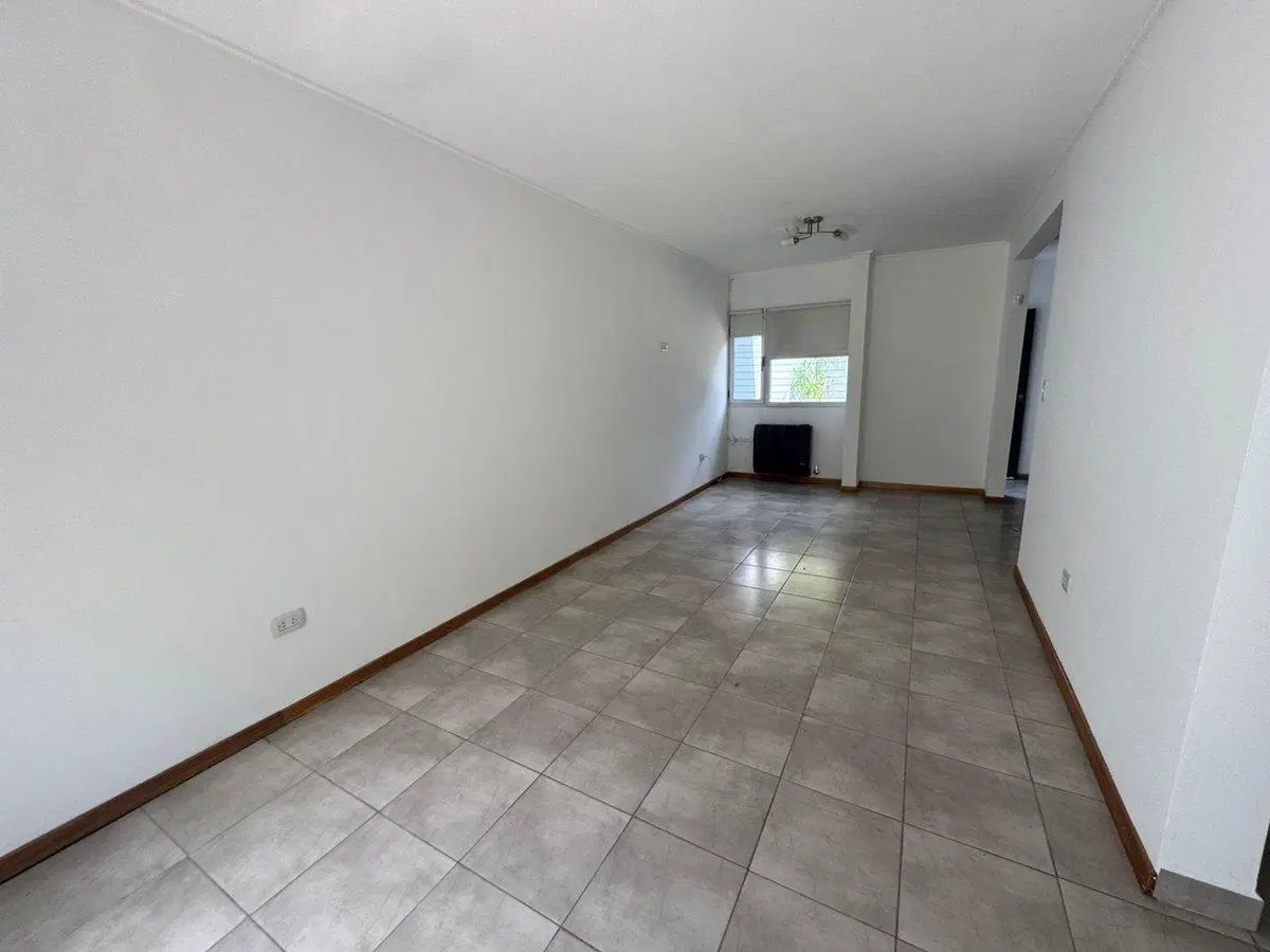 DUPLEX EN ALQUILER CITY BELL 5