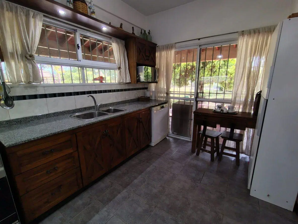 CASA QUINTA EN VENTA FLORENCIO VARELA 2