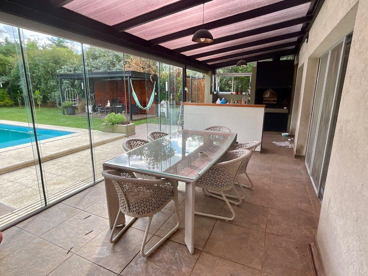 Foto de CASA EN VENTA EN LAS ACACIAS HUDSON, imagen 3