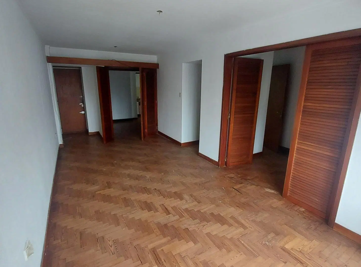 ALQUILER DEPARTAMENTO LA PLATA  2 DORM + ESTUDIO 2