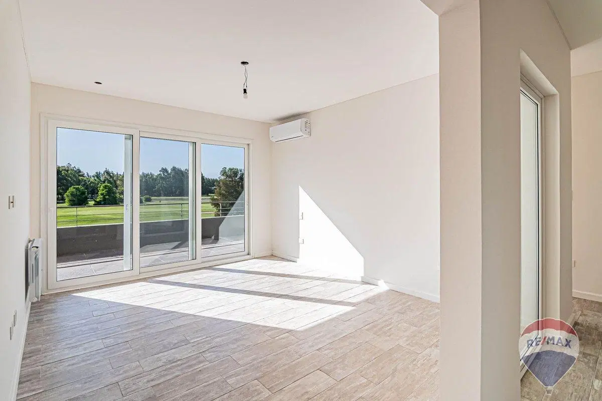 CASA EN VENTA EN HARAS DEL SUR 2, 4 dormitorios 8