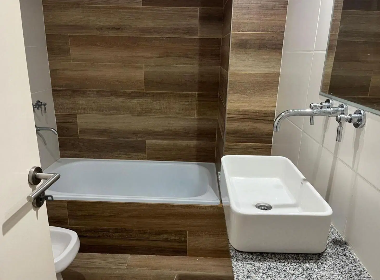 MONOAMBIENTE EN VENTA EN LA PLATA 5