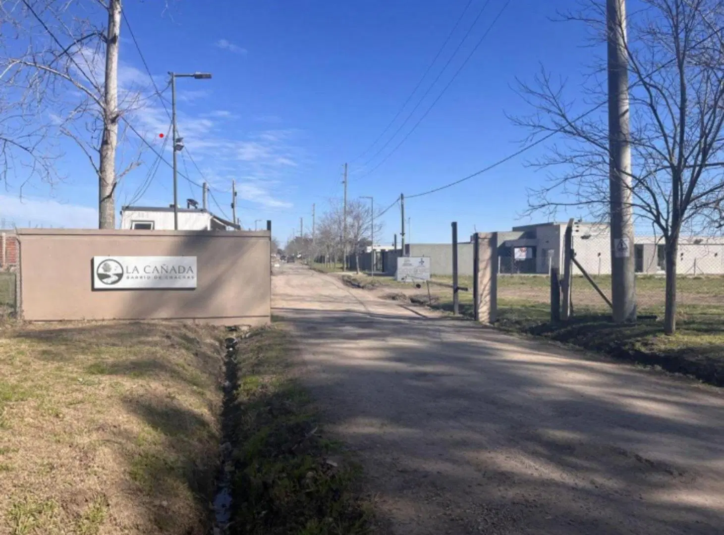 LOTE EN VENTA EN LA CAÑADA I BARRIO DE CHACRAS 3