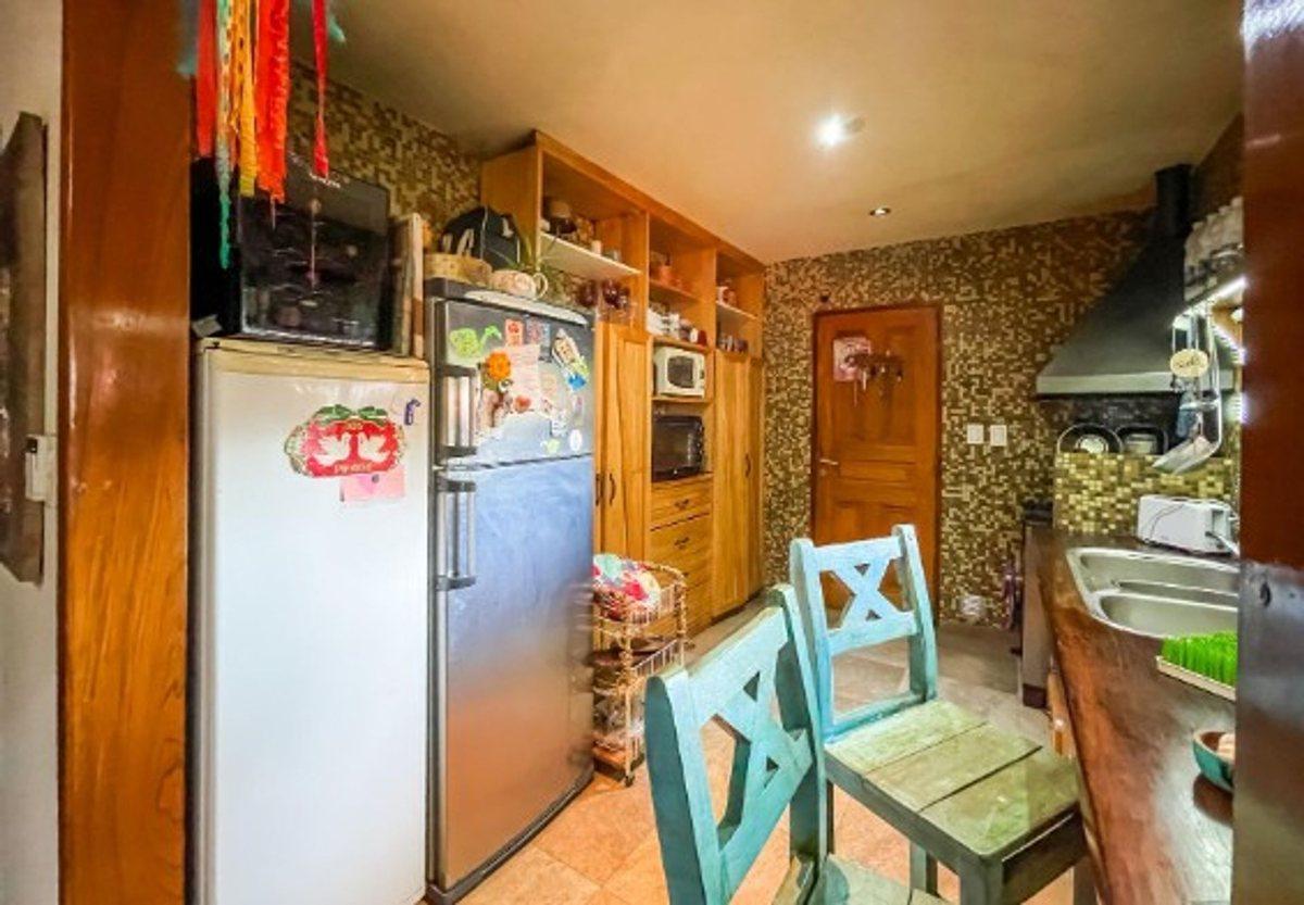 Foto de CASA EN VENTA GONNET, imagen 3
