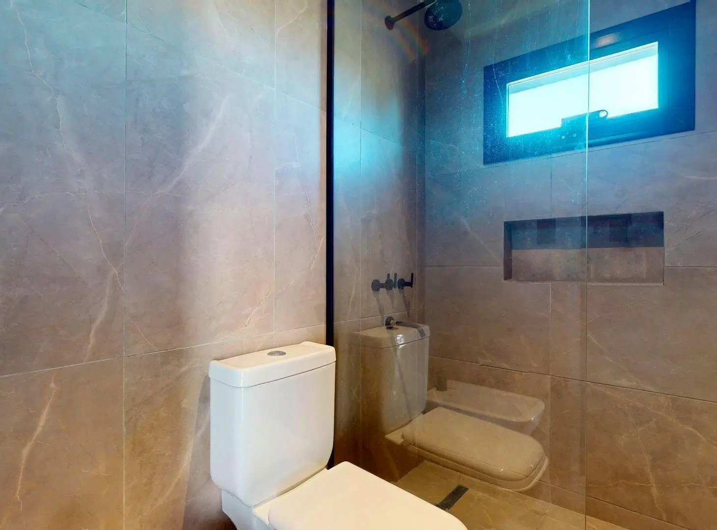 Casa en Venta 3 dormitorio, Barrio Privado Área 60 8