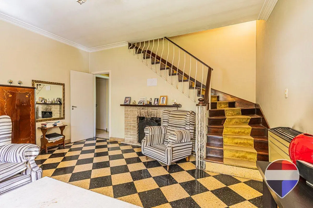 Casa en venta City Bell 3