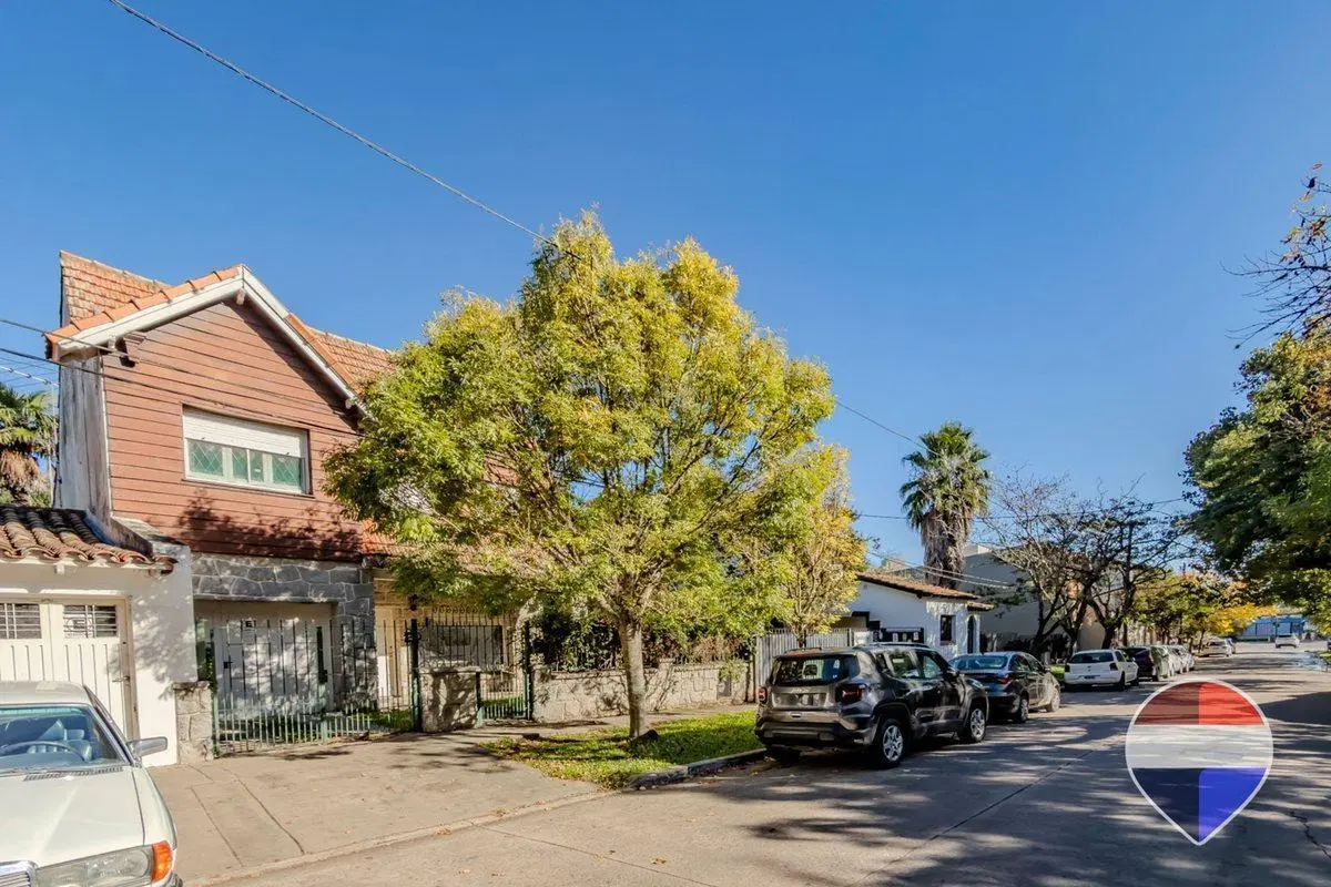 Casa en venta City Bell 5