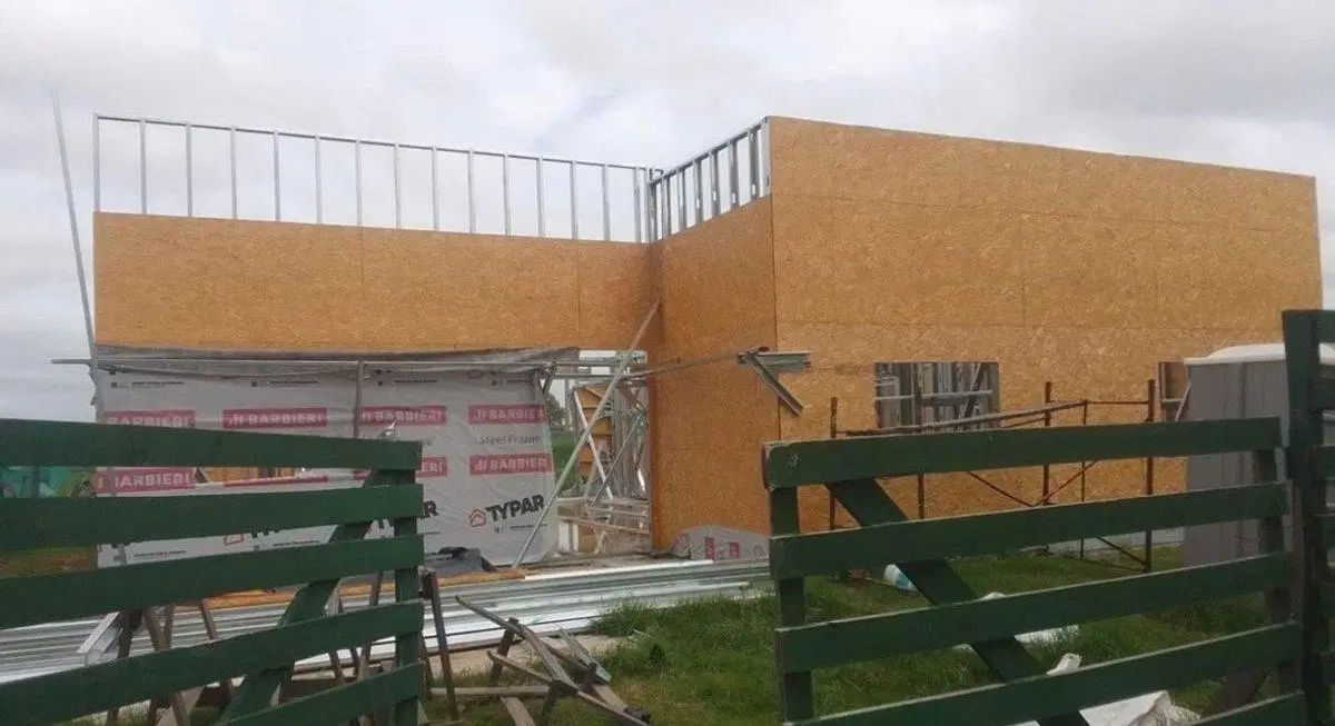 Haras del Sur III Lote con avance de obra 30 % 3