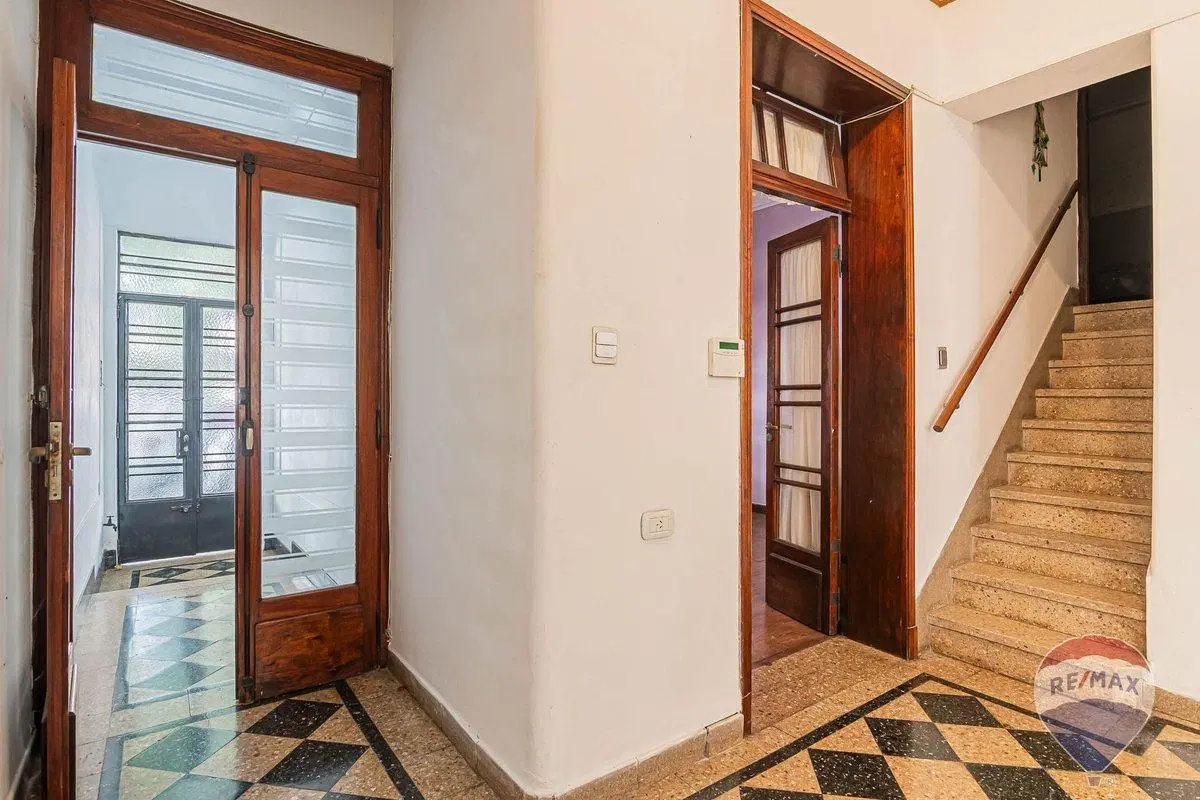 CASA EN PH EN VENTA LA PLATA - 4 DORMITORIOS 3