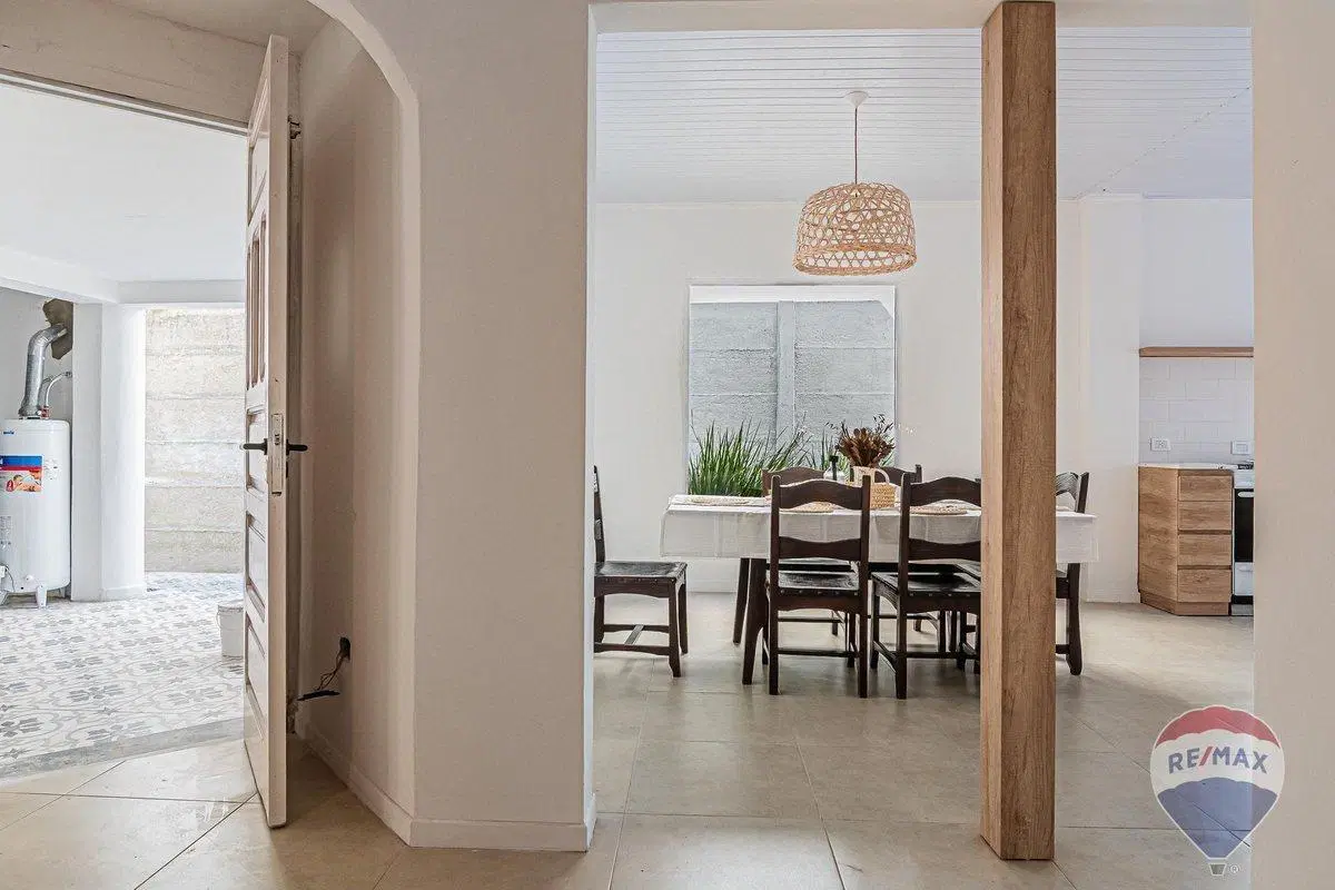 Casa en venta - La Plata 4