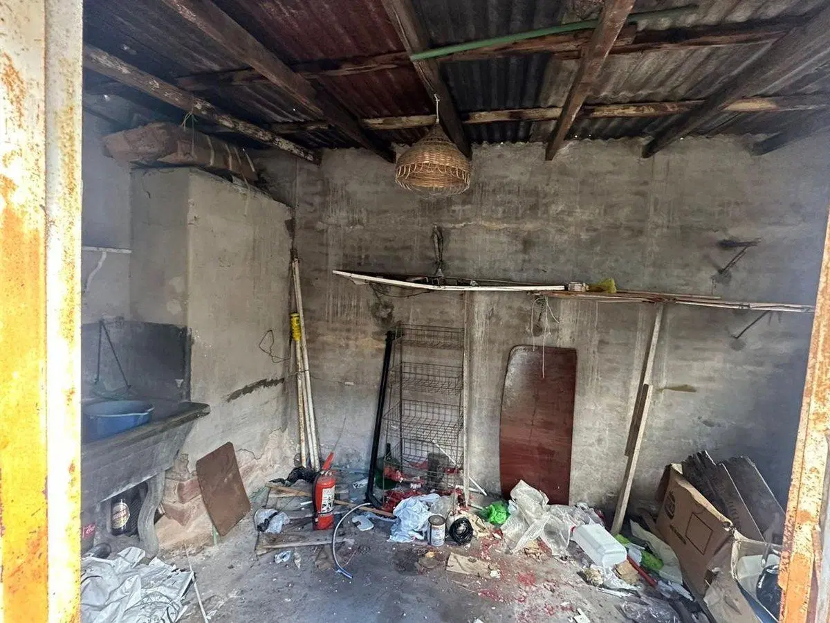 VENTA CASA A REFACCIONAR LA PLATA 2