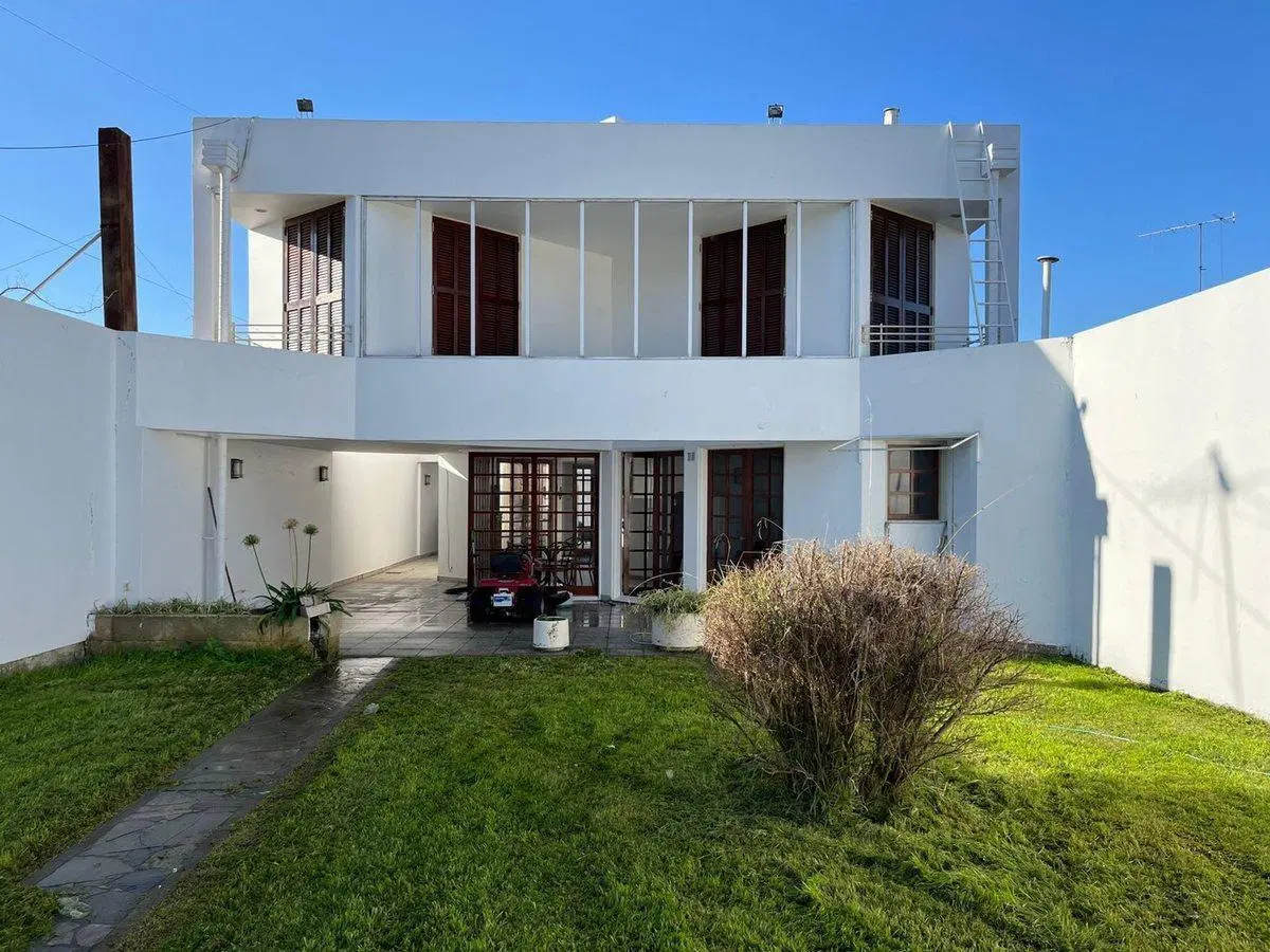 CASAS EN VENTA EN LA PLATA 4