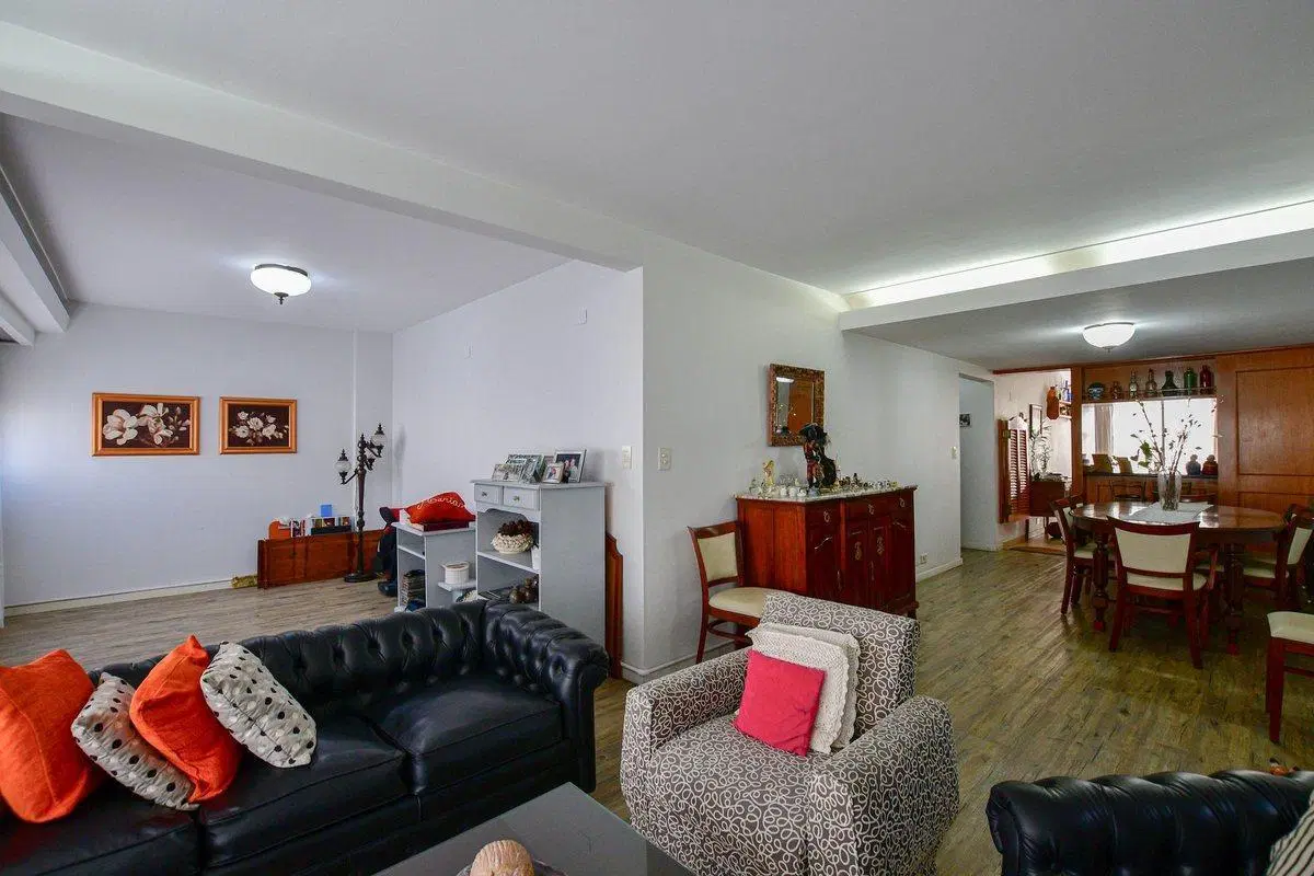 DEPARTAMENTO EN VENTA LA PLATA 2