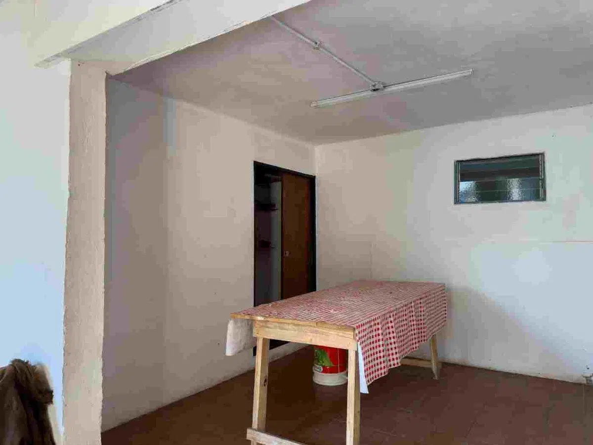 Casa destinada a pensión en venta en La Plata 8