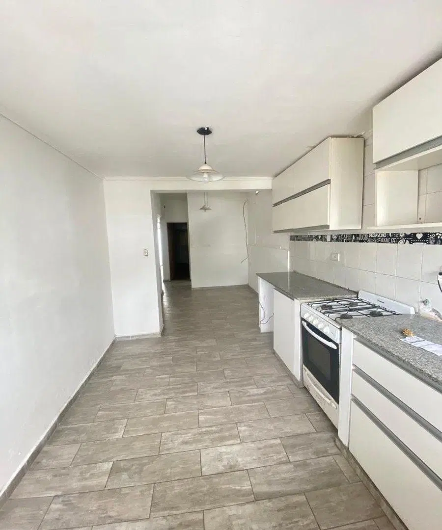 CASA EN VENTA EN LOS HORNOS 8