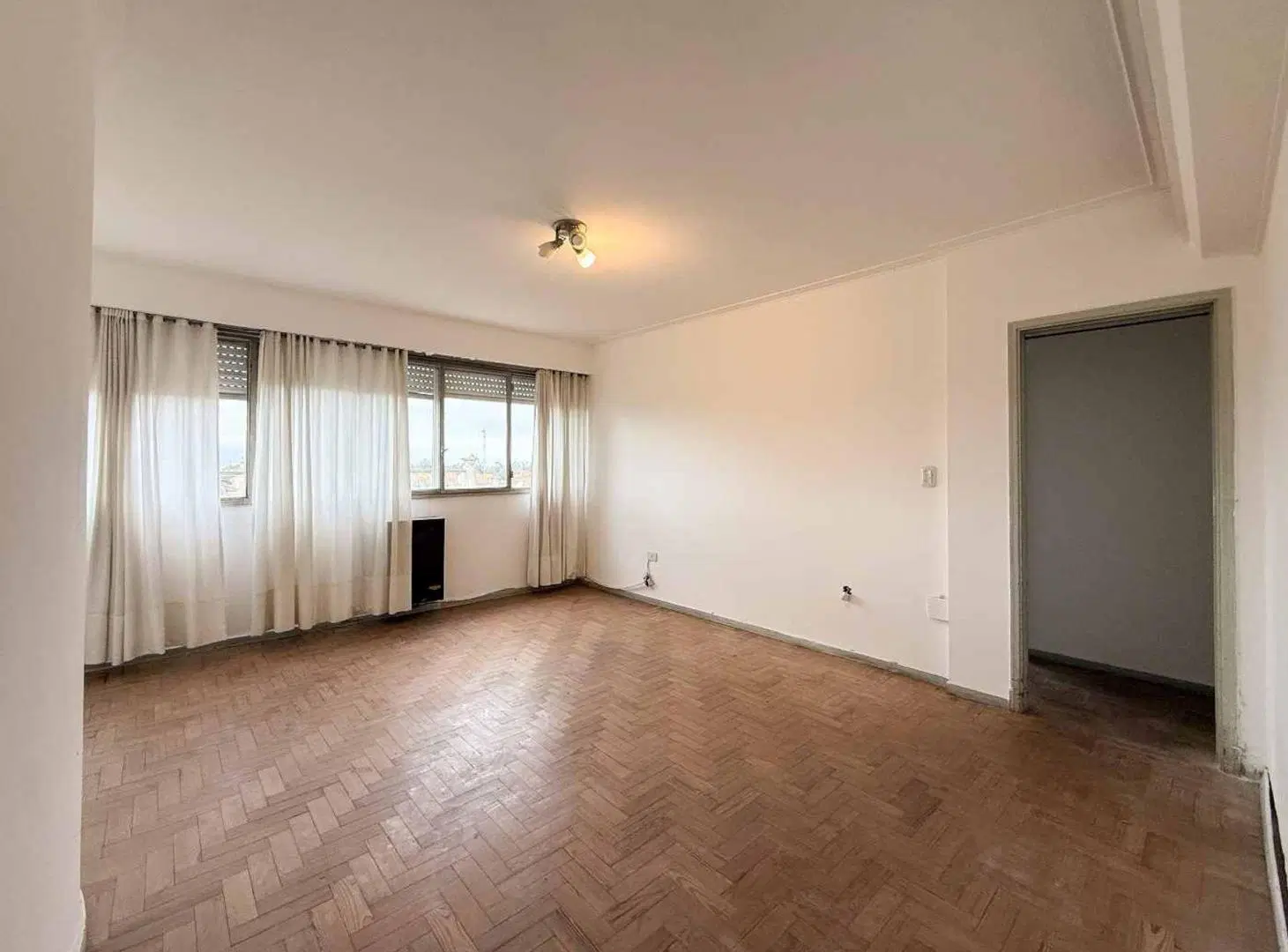 DEPARTAMENTO EN VENTA 3 DORMITORIOS LA PLATA 2