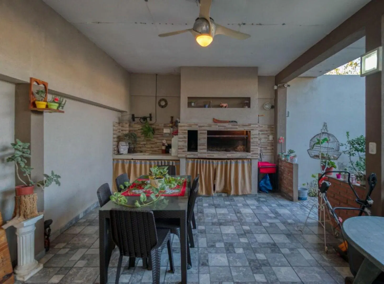 Casas en Venta en La Plata 8