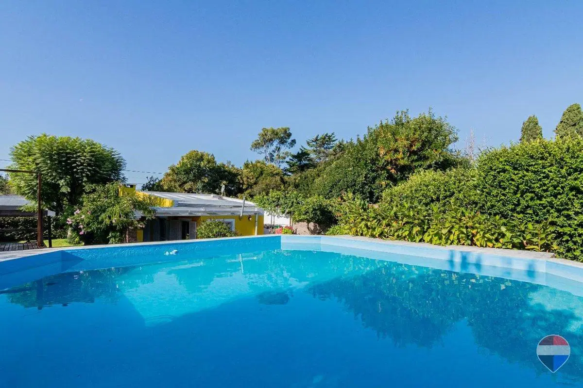 CASA EN VENTA EN CITY BELL 8