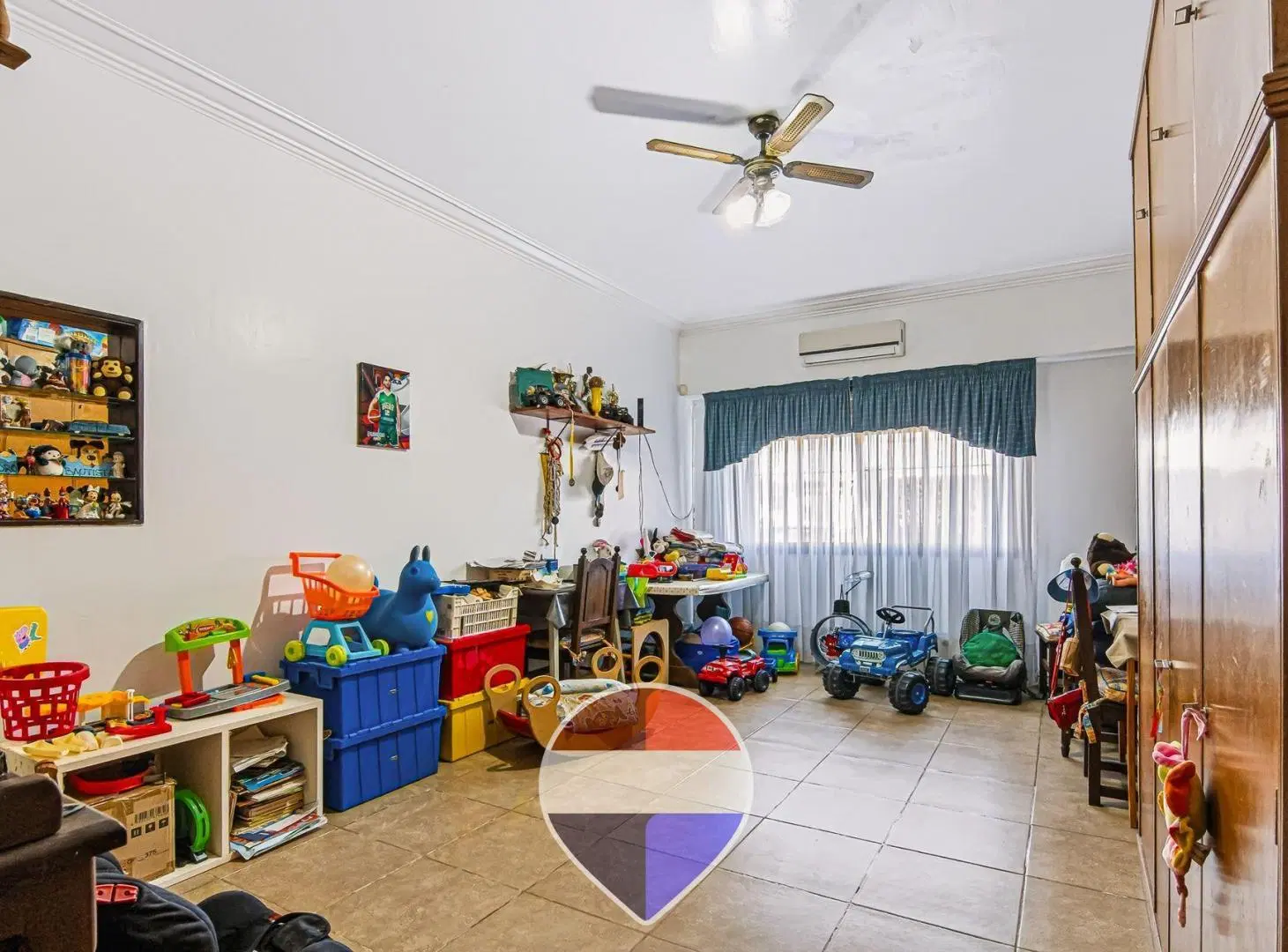 CASA EN VENTA LA PLATA 3 DORMITORIOS 3