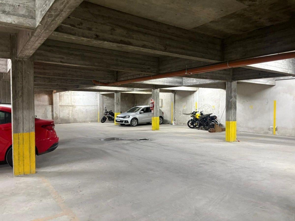 Foto de COCHERAS EN VENTA - LA PLATA, imagen 3