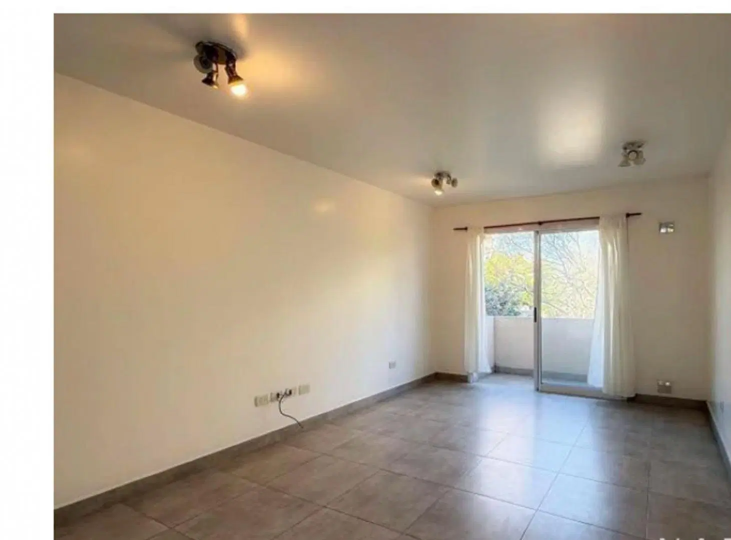 Departamento monoambiente en alquiler 8