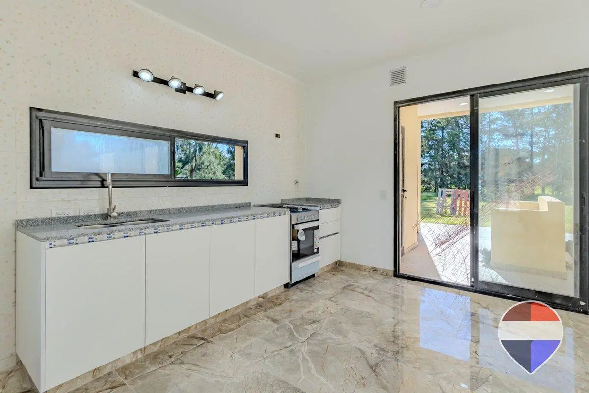 CASA EN VENTA HARAS DEL SUR 1 A ESTRENAR ,3 DORMIS 2