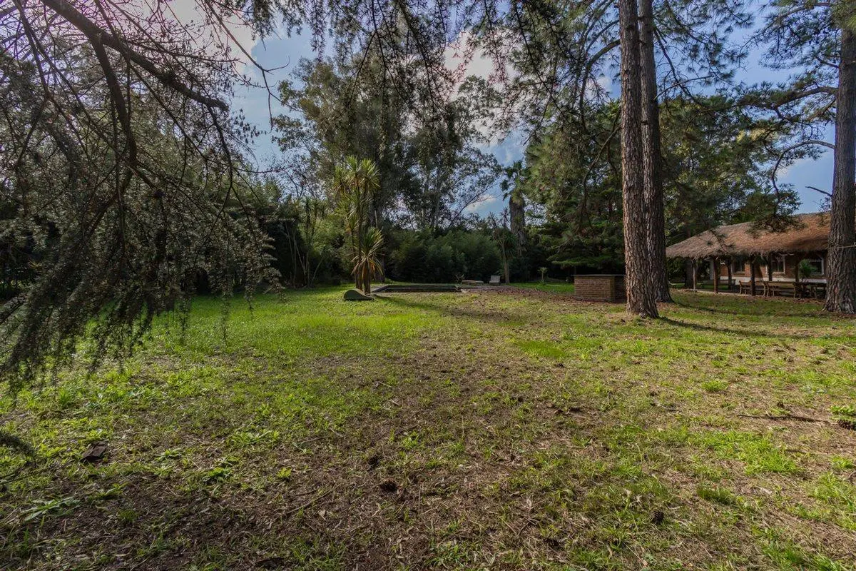 Venta de lote en Villa Elisa 8