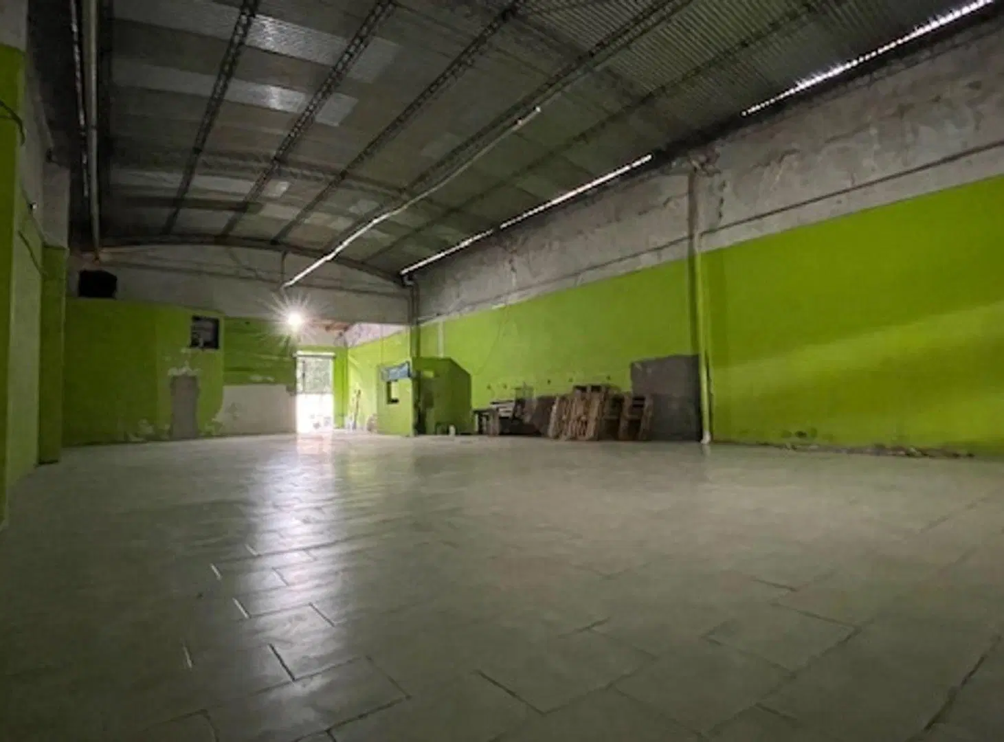 Depósito a la venta en La Plata 3