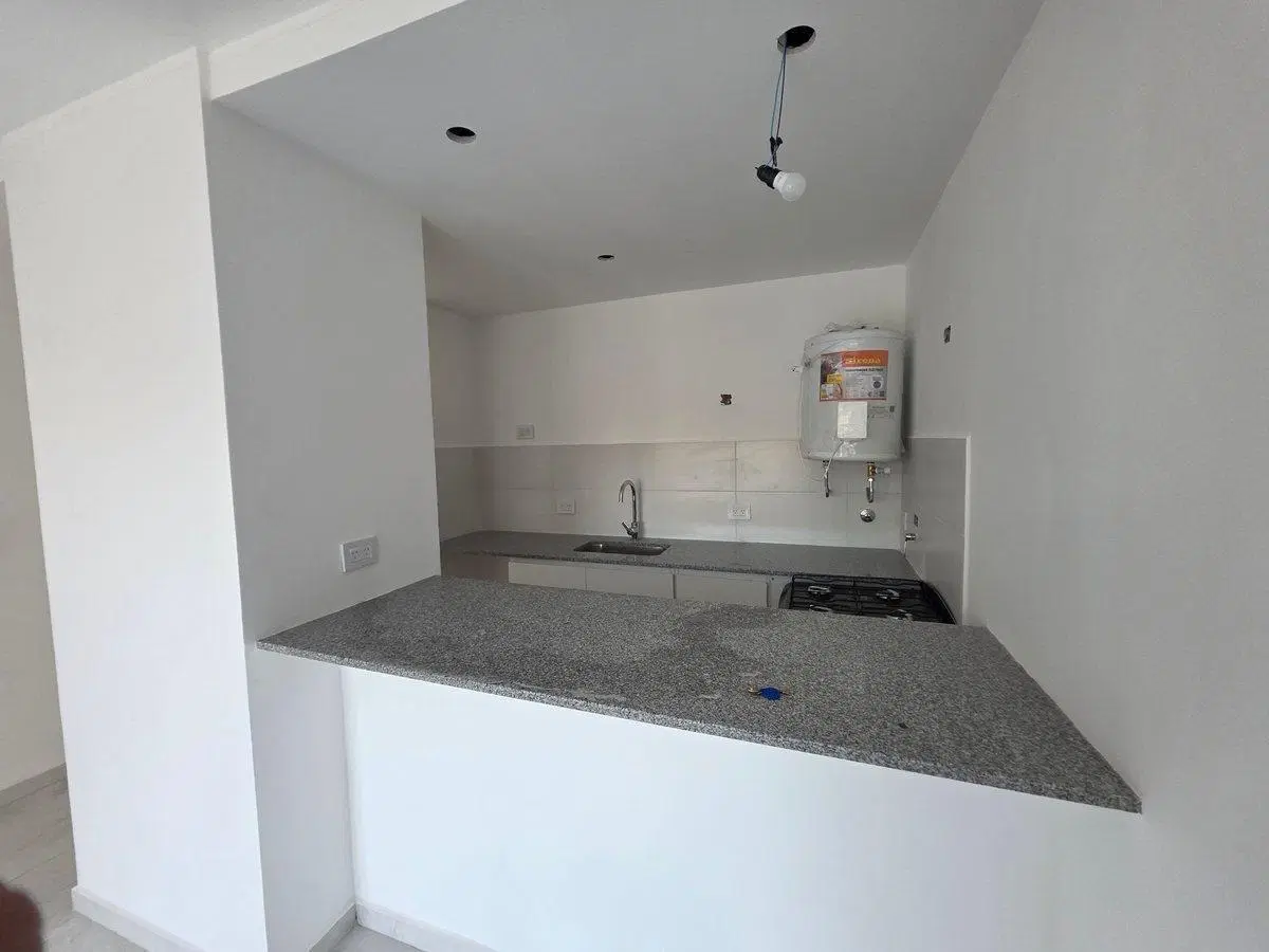 Monoambiente a estrenar en venta La Plata 3