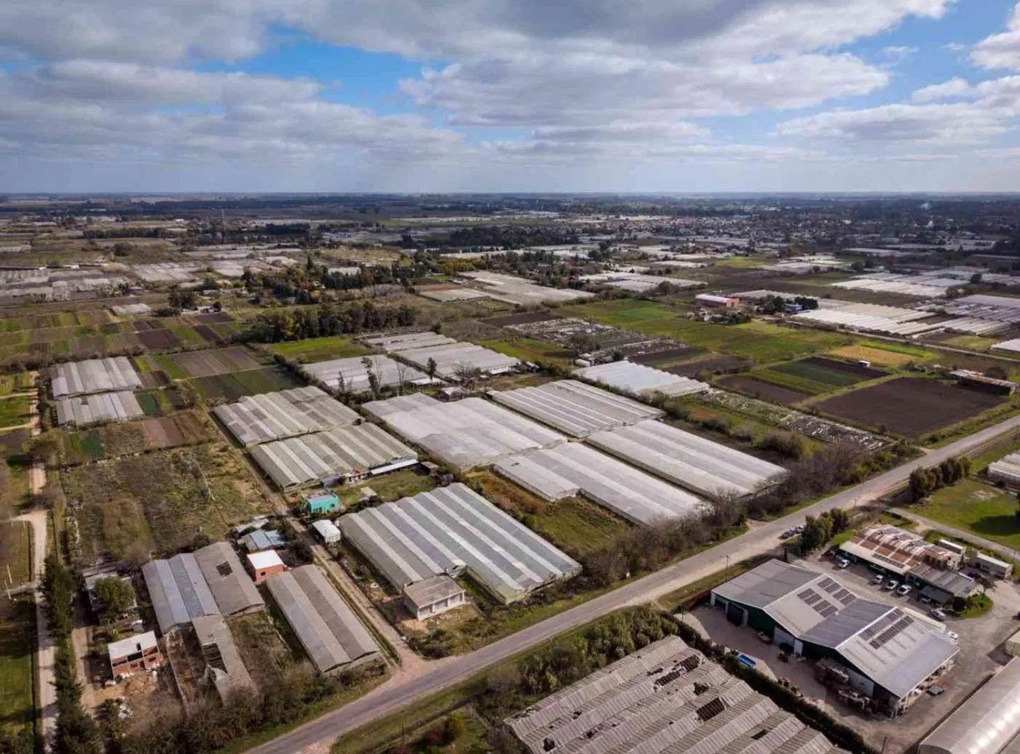 HECTAREAS EN ABASTO EN VENTA -  LA PLATA 2