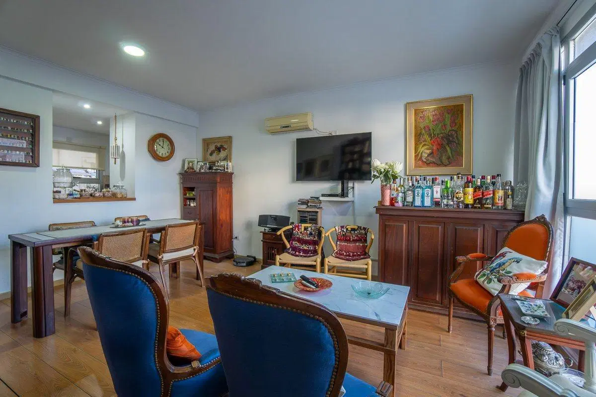Departamento de 2 dormitorios en venta La Plata 8