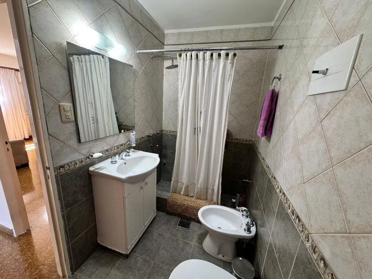 DEPARTAMENTO EN VENTA LA PLATA 3 DORMITORIOS 4