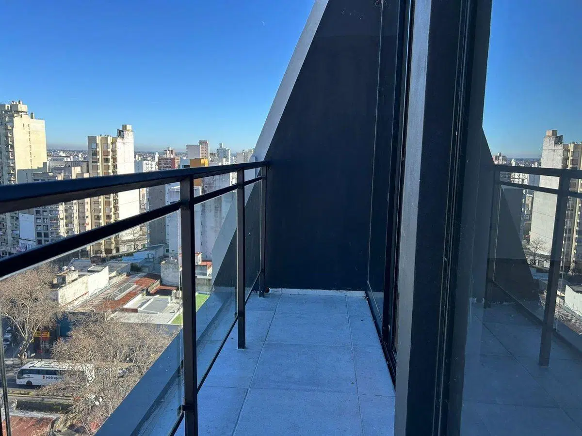 OFICINA EN ALQUILER EN LA PLATA 5
