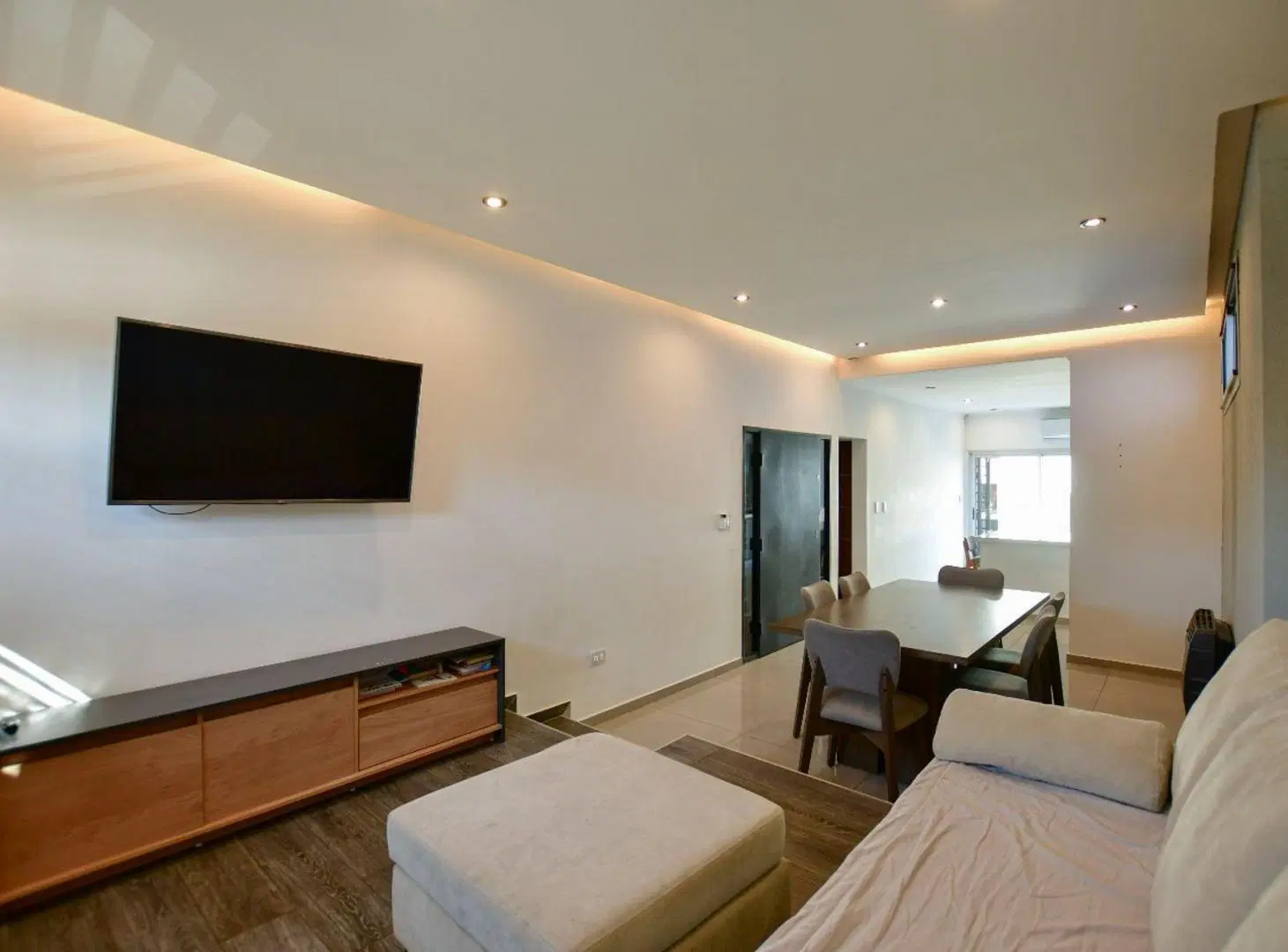 CASA EN VENTA LA PLATA 5