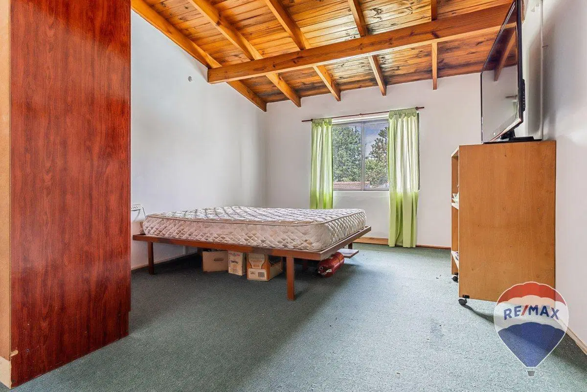 CASA EN VENTA EN CITY BELL 5