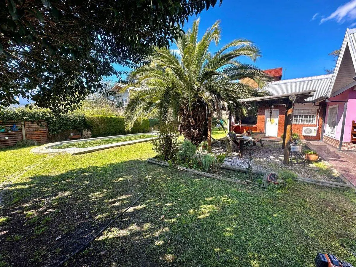 CASA EN VENTA BERAZATEGUI 8