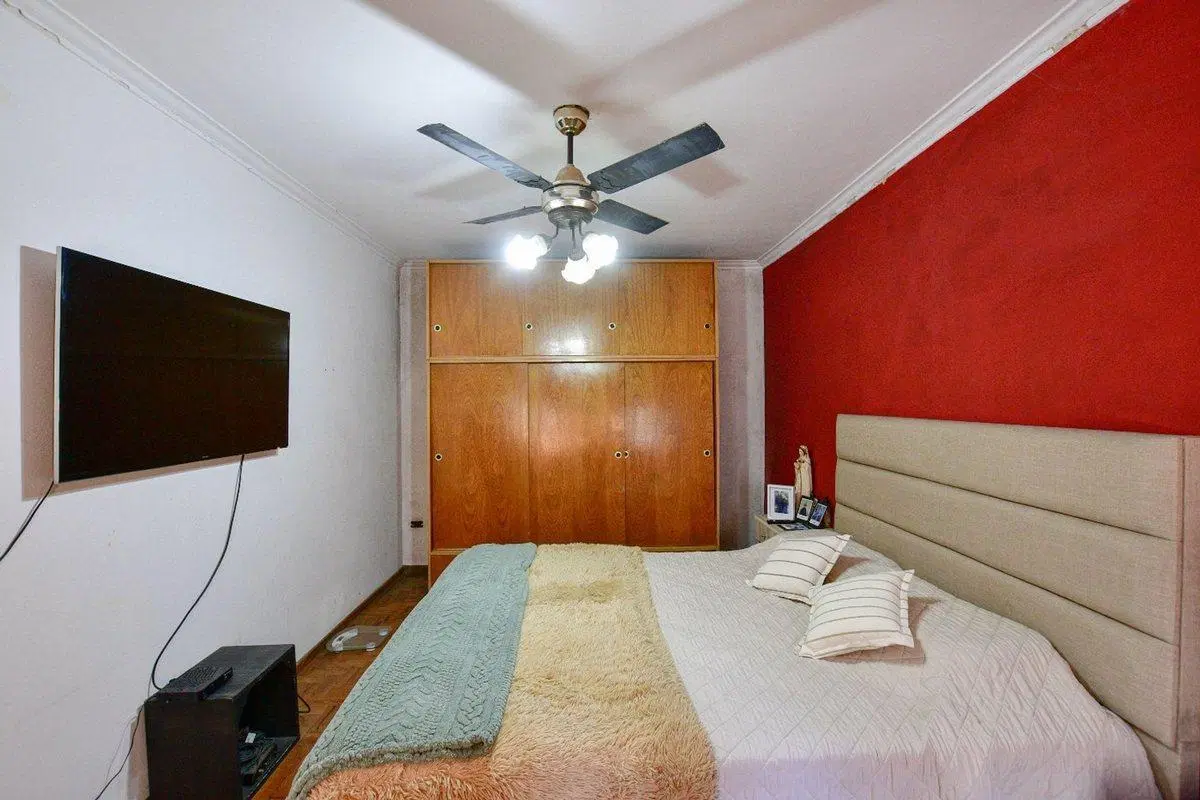 CASA EN VENTA LA PLATA 8
