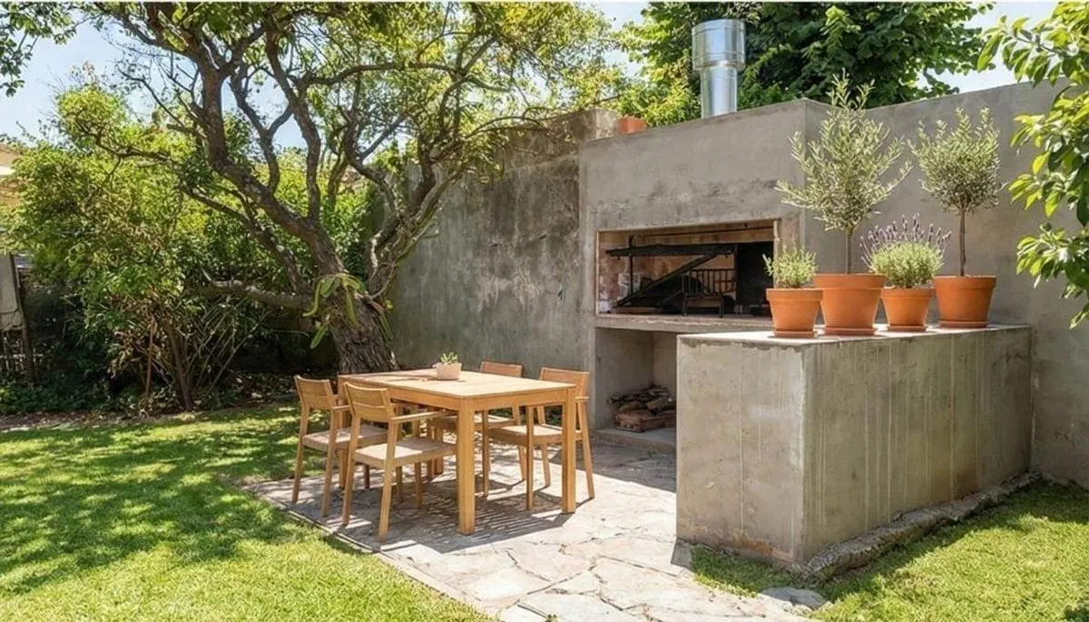 CASA TIPO CHALET EN VENTA,  LOMAS DE ZAMORA 8